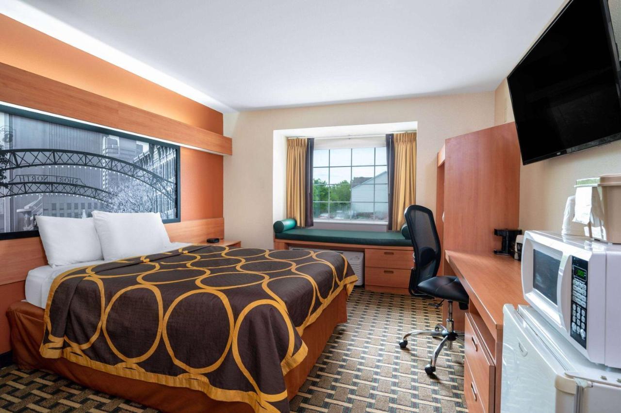 Hotel Super 8 By Wyndham Columbus West Esterno foto